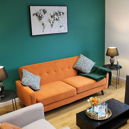 Rooms In Stylish House Milton Keynes Zewnętrze zdjęcie