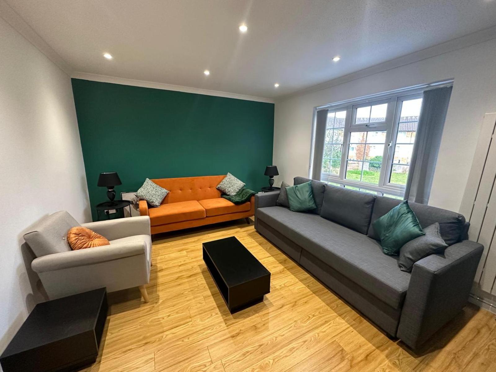 Rooms In Stylish House Milton Keynes Zewnętrze zdjęcie