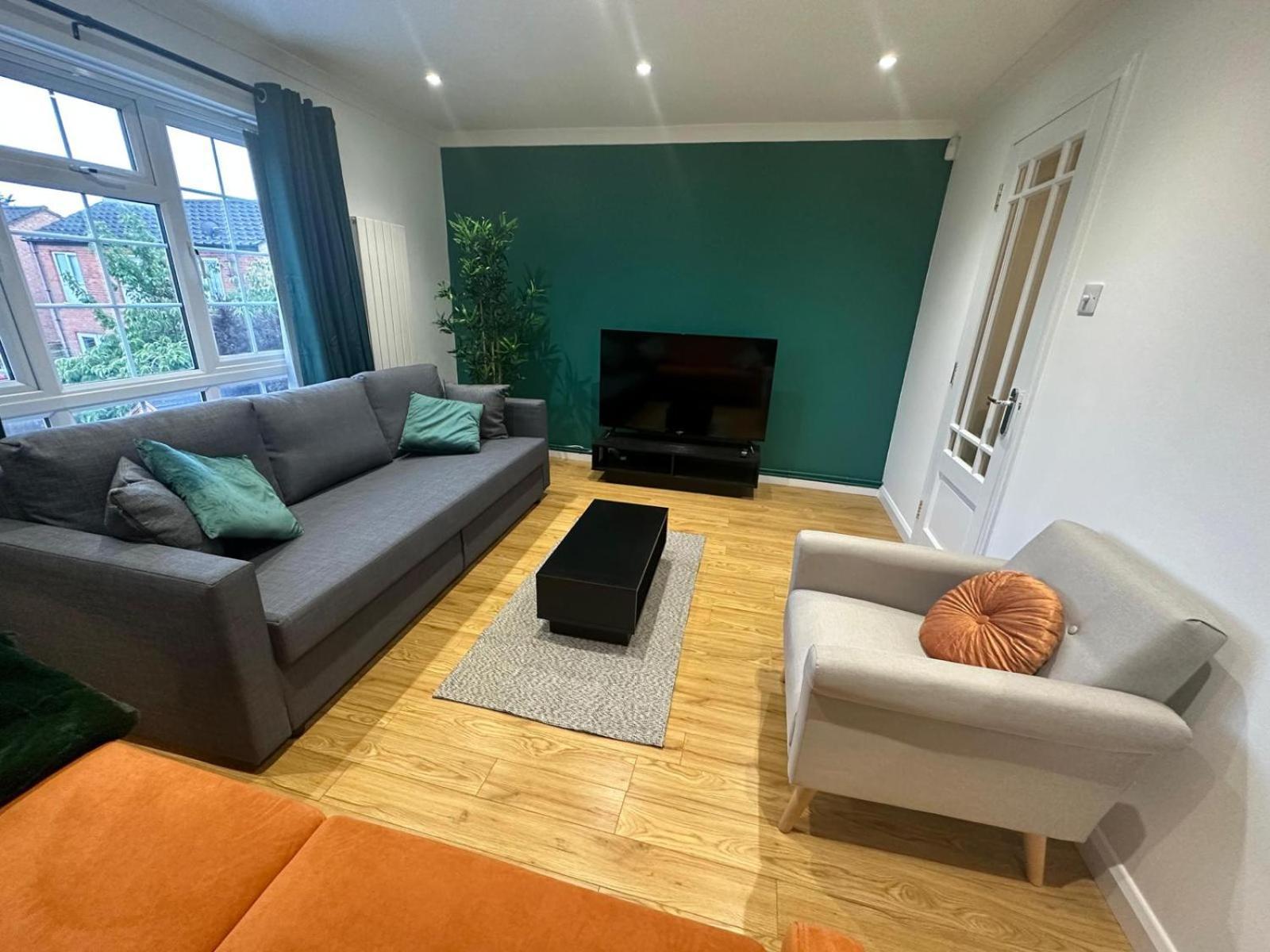 Rooms In Stylish House Milton Keynes Zewnętrze zdjęcie